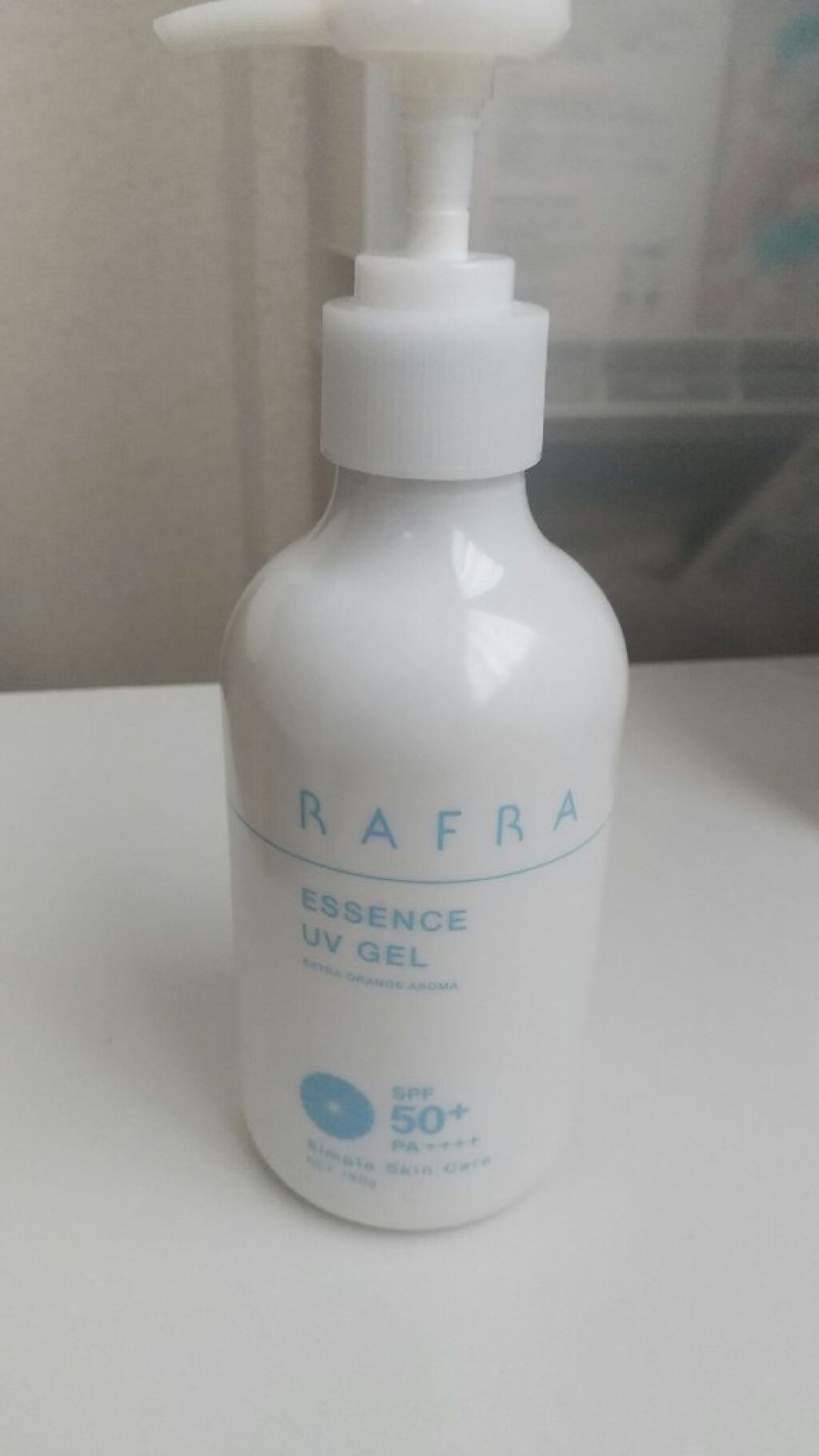 エッセンスUVジェル/RAFRA/日焼け止めジェルを使ったクチコミ（1枚目）
