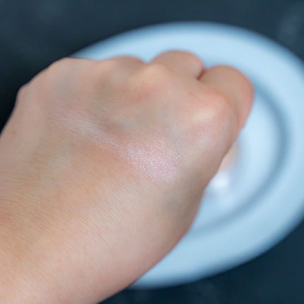 パールプレシャスオーラ クリームアイカラー/ミキモト コスメティックス/ジェル・クリームアイシャドウを使ったクチコミ(2枚目)