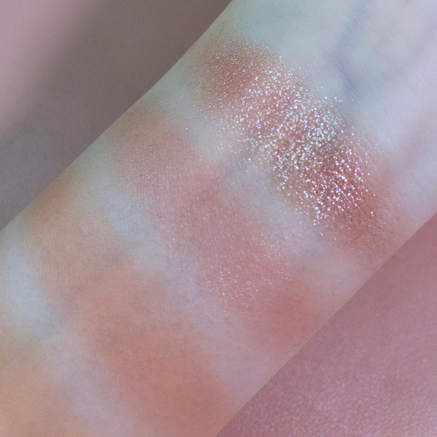 トーン カラー ブロッサム グロウ バーム/to/one/口紅を使ったクチコミ（3枚目）