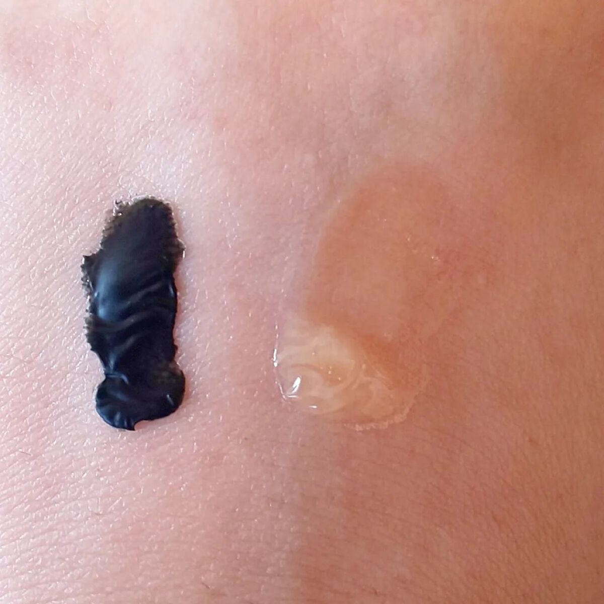 毛穴小町 ブラックピールオフパック/クリアターン/ピーリングを使ったクチコミ（3枚目）
