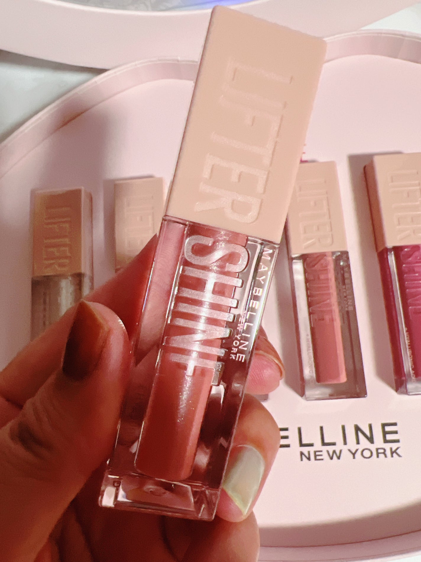 リフターシャイン/MAYBELLINE NEW YORK/リップグロスを使ったクチコミ(8枚目)