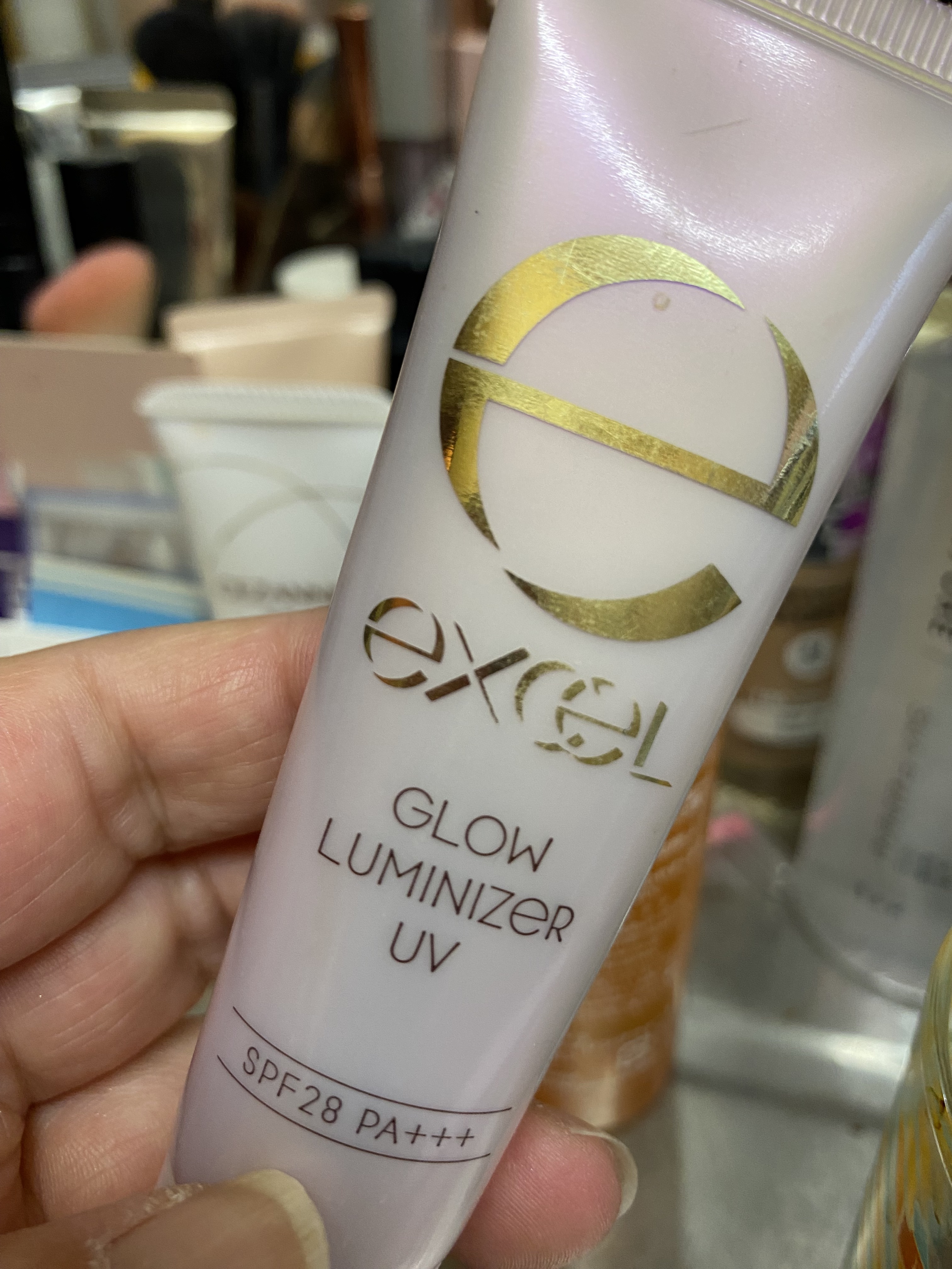 グロウルミナイザー UV GL01 ピンクグロウ/excel/化粧下地を使ったクチコミ（2枚目）