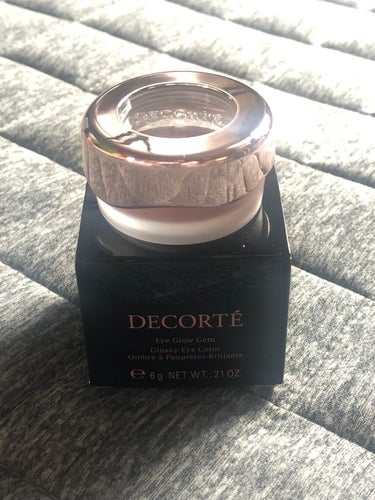 ♥️コスメデコルテ♥️
COSME DECORTE アイグロウ ジェムBE387

初！田中みな実買いです(笑)
とか言いつつ、きっかけは私の好きな元美容部員さんのインスタです。

前から気にはなってた