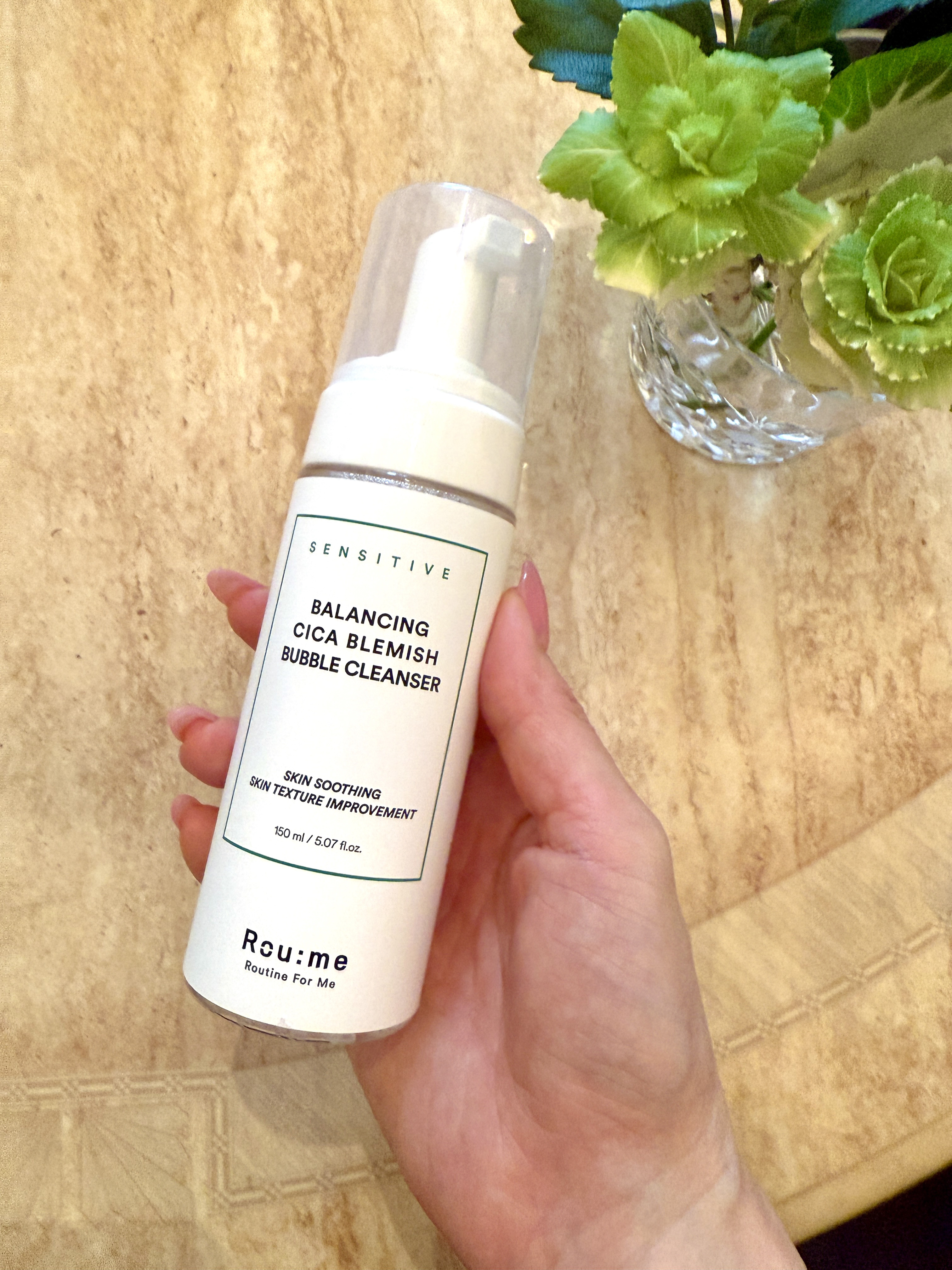 バランシングシカブレミッシュバブルクレンザー/Roume/泡洗顔を使ったクチコミ（1枚目）