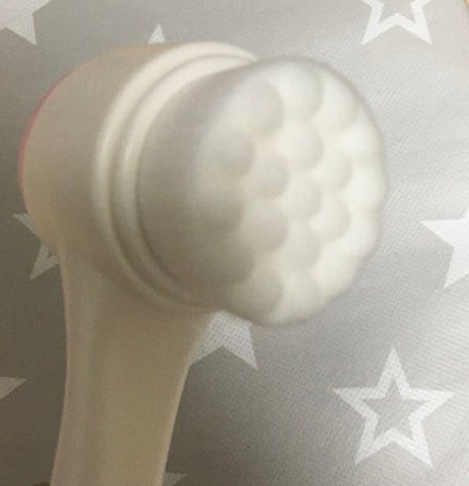 透明肌 ダブル洗顔ブラシ/コジット/その他スキンケアグッズを使ったクチコミ(2枚目)