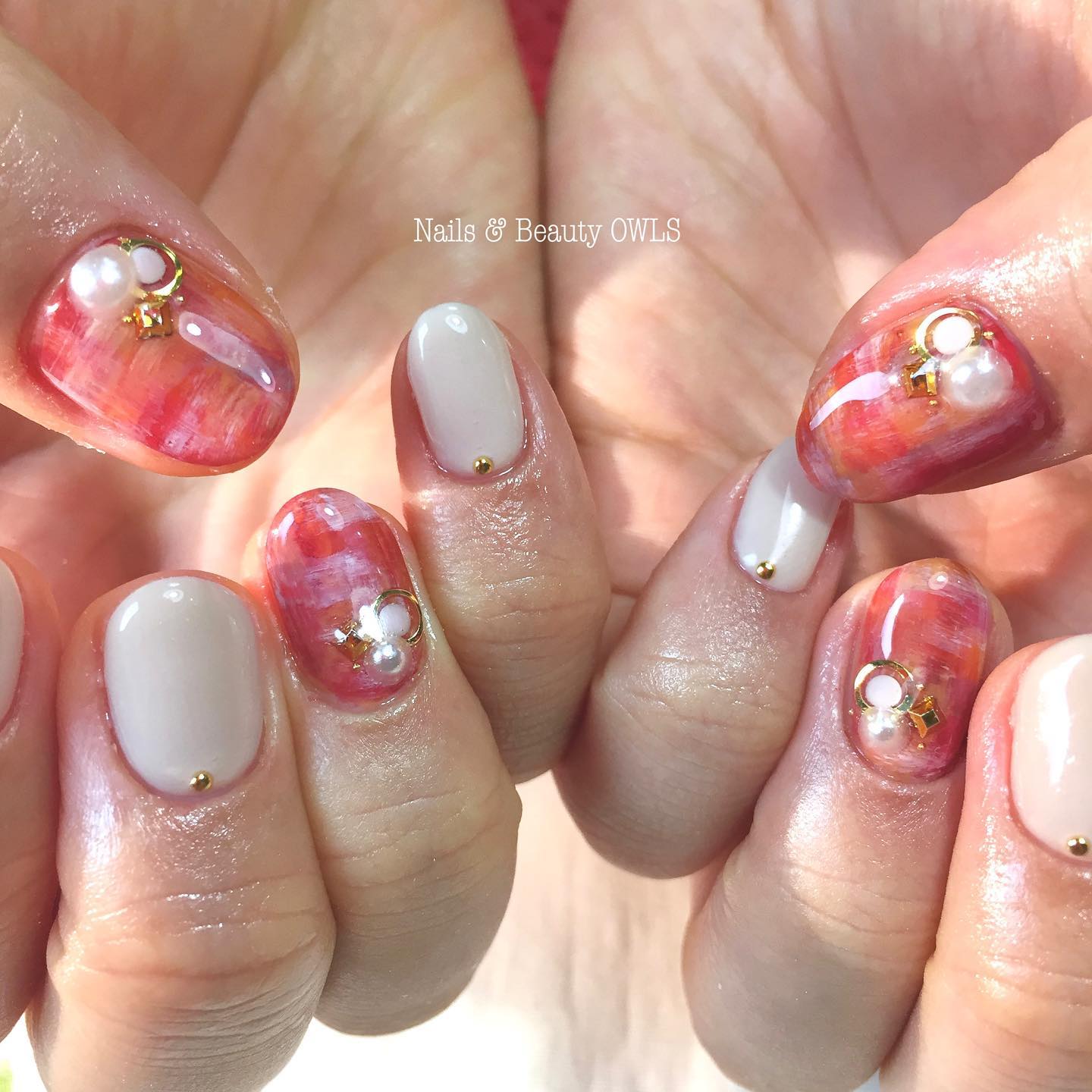 #カラフルネイル,#個性的ネイル,#個性派ネイル,#シンプルネイル,#チェックネイル,#チェックネイル,#ワンカラーネイルのネイルデザイン