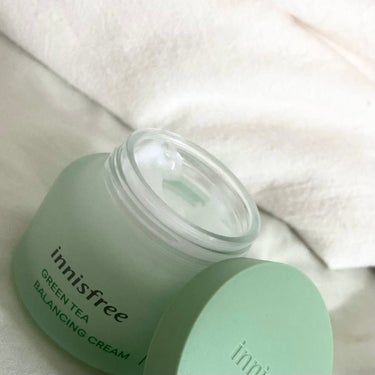 innisfree グリーンティー　アミノ　バランシングクリームのクチコミ「<成分くわしく解説🔎>ベタつき知らず𓂃𓂂🌿‬ 水分クリーム

Innisfree グリーンティ.....」（2枚目）