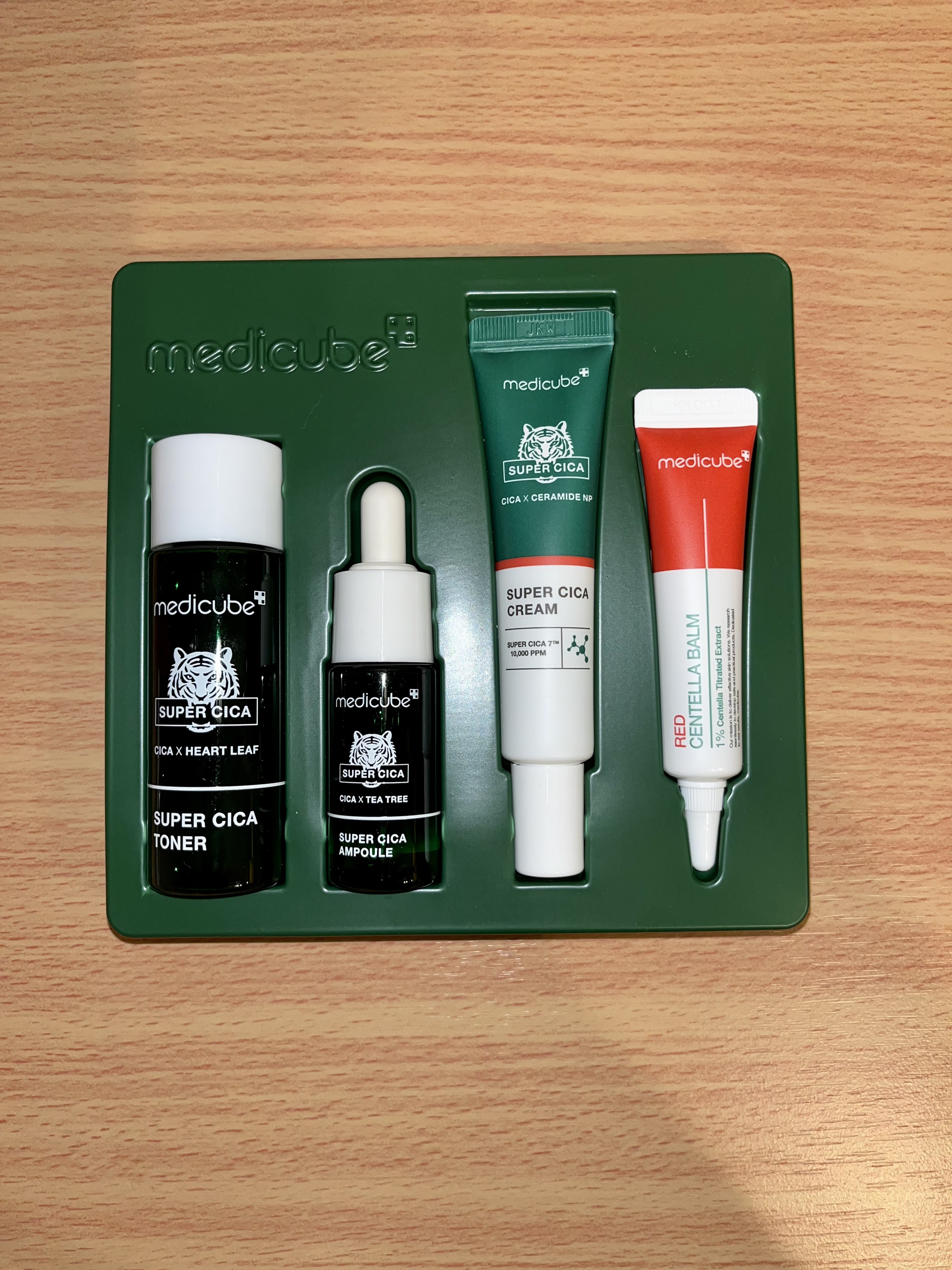 レッドシカバーム/MEDICUBE/フェイスクリームを使ったクチコミ（3枚目）