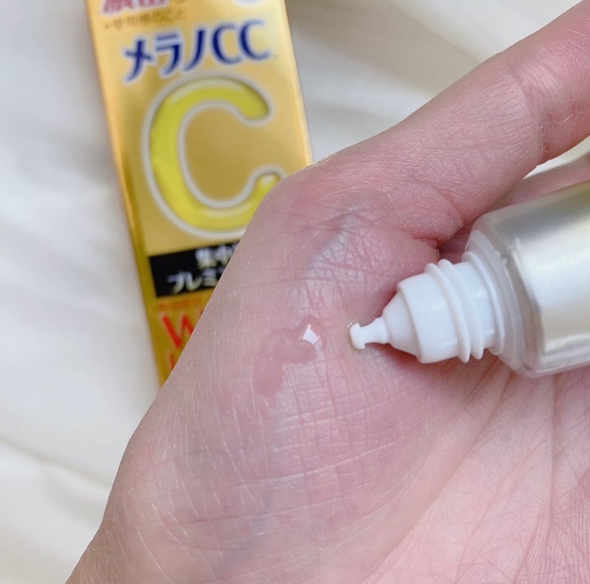 薬用しみ集中対策 プレミアム美容液/メラノCC/美容液を使ったクチコミ(2枚目)