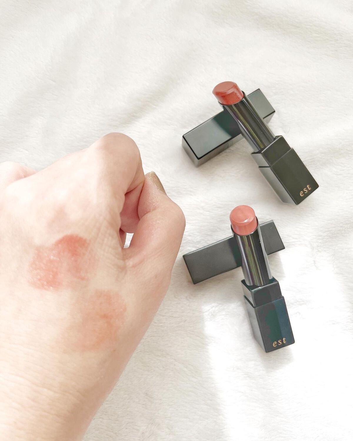 デイライト タッチ アイシャドウ /est/アイシャドウパレットを使ったクチコミ(4枚目)