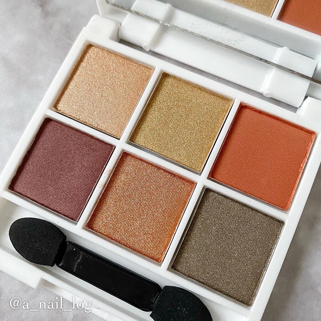 Aika*セルフネイル on LIPS 「❆Gina☃︎2021-22Winter❆H&M冬の大人メイク..」(4枚目)