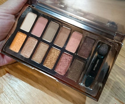 バレンタインボックス/VAVI MELLO/アイシャドウパレットを使ったクチコミ(2枚目)