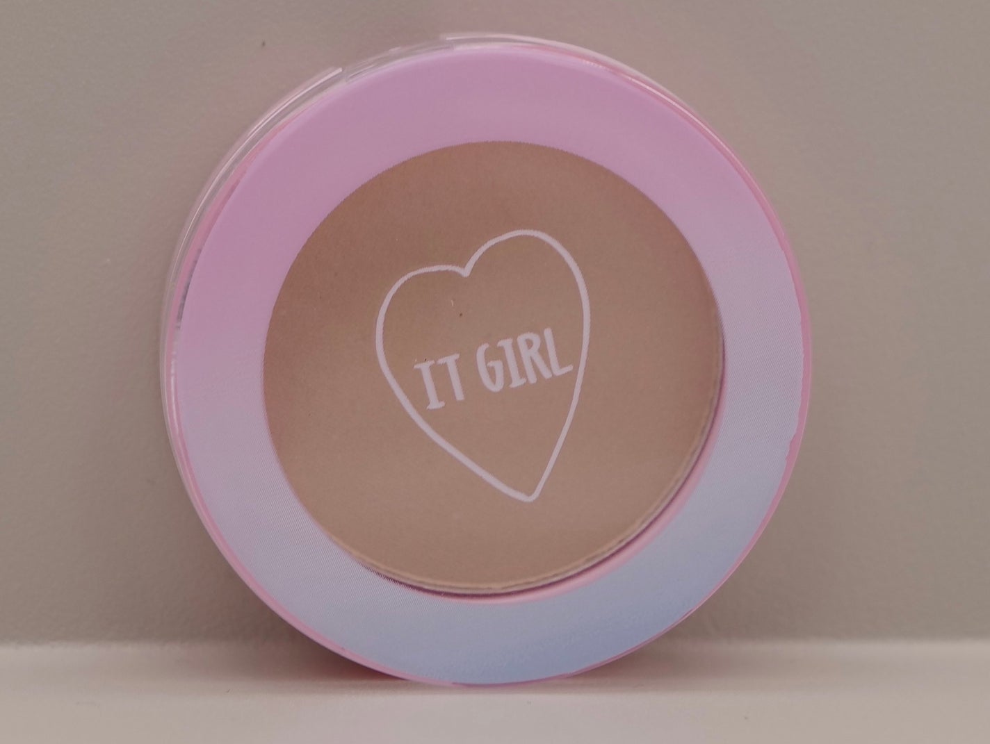 ダイソー×IT GIRL アイシャドウ/DAISO/単色アイシャドウを使ったクチコミ(6枚目)