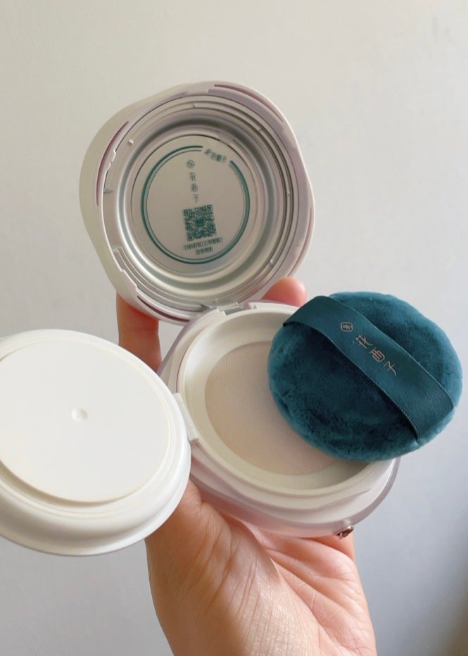 玉養桃花 ルースパウダー/花西子/ルースパウダーを使ったクチコミ(3枚目)