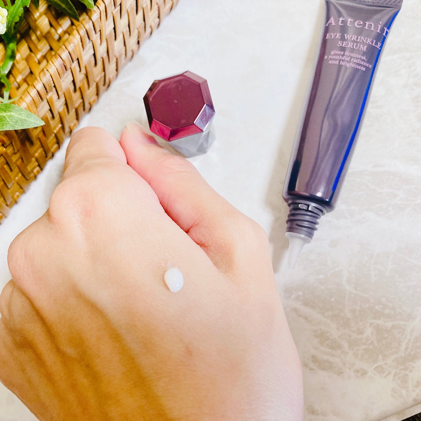 アイ リンクルセラム/アテニア/アイケア・アイクリームを使ったクチコミ(4枚目)