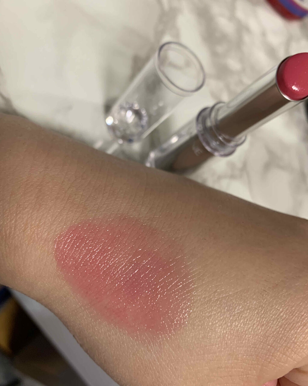 ラスティンググロスリップ/CEZANNE/口紅を使ったクチコミ（3枚目）