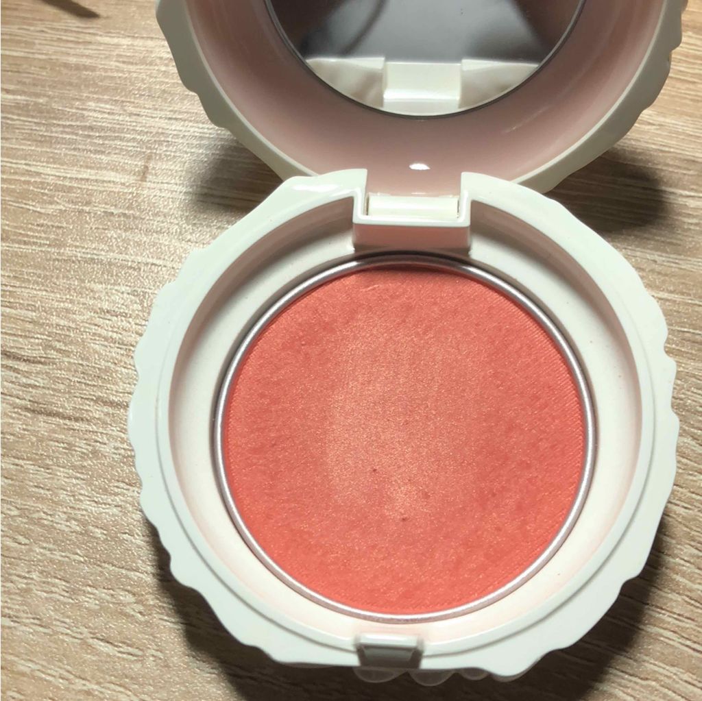 セオティ チーク(ファンタジーニュアンス)/BENEFIQUE/パウダーチークを使ったクチコミ（2枚目）