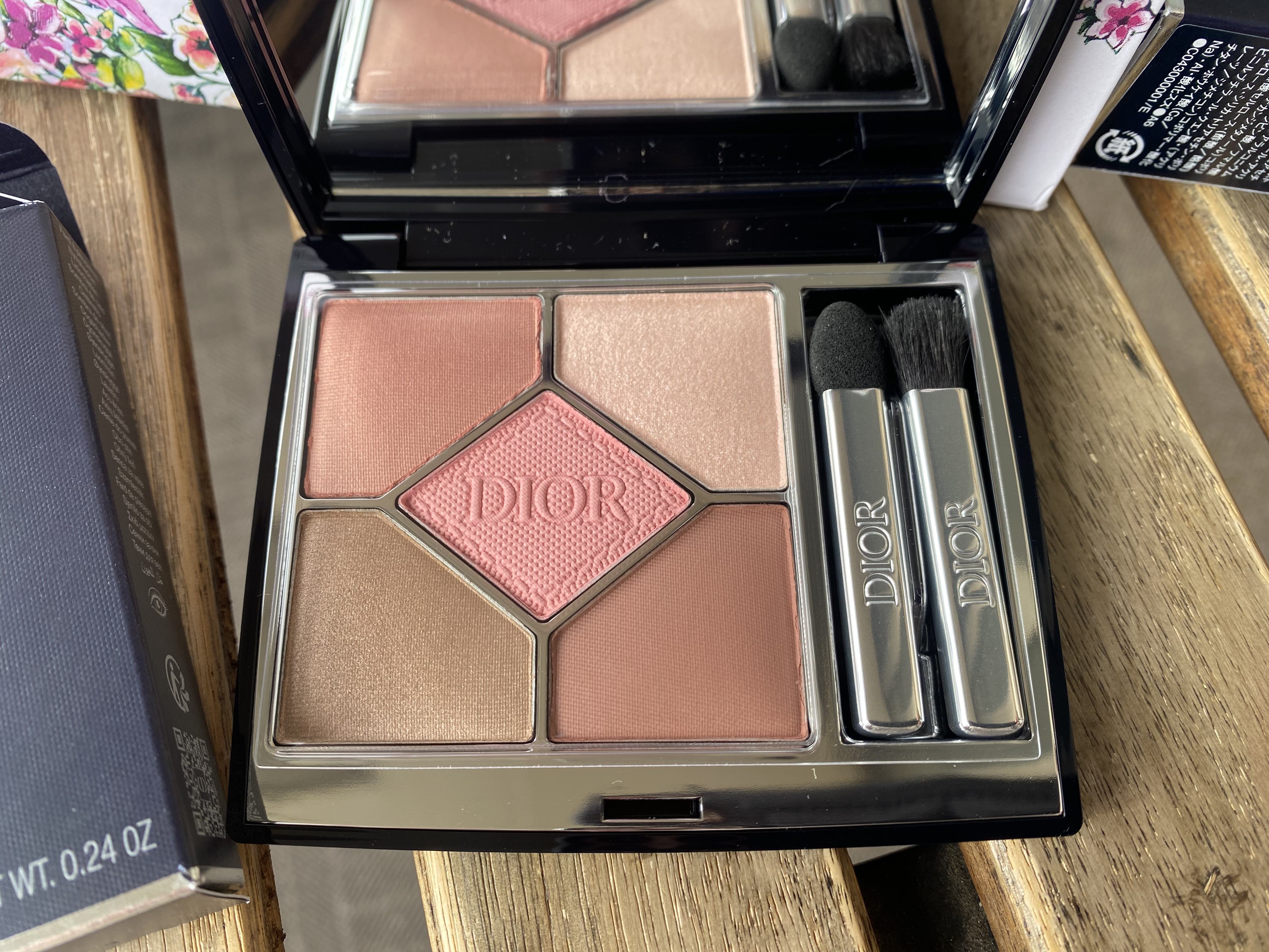 ディオールショウ サンク クルール/Dior/アイシャドウを使ったクチコミ（2枚目）