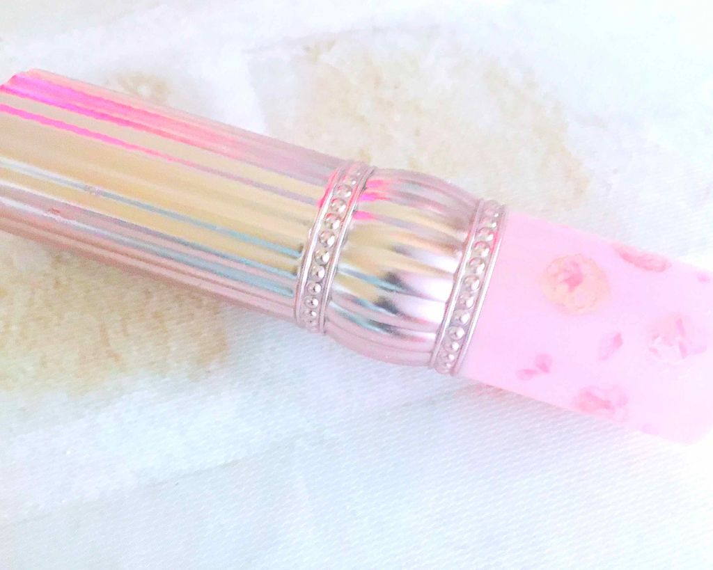 じゅりあ on LIPS 「フォーチュンRHリップカラートリーメント色が薄くてツヤ感が出る..」(1枚目)