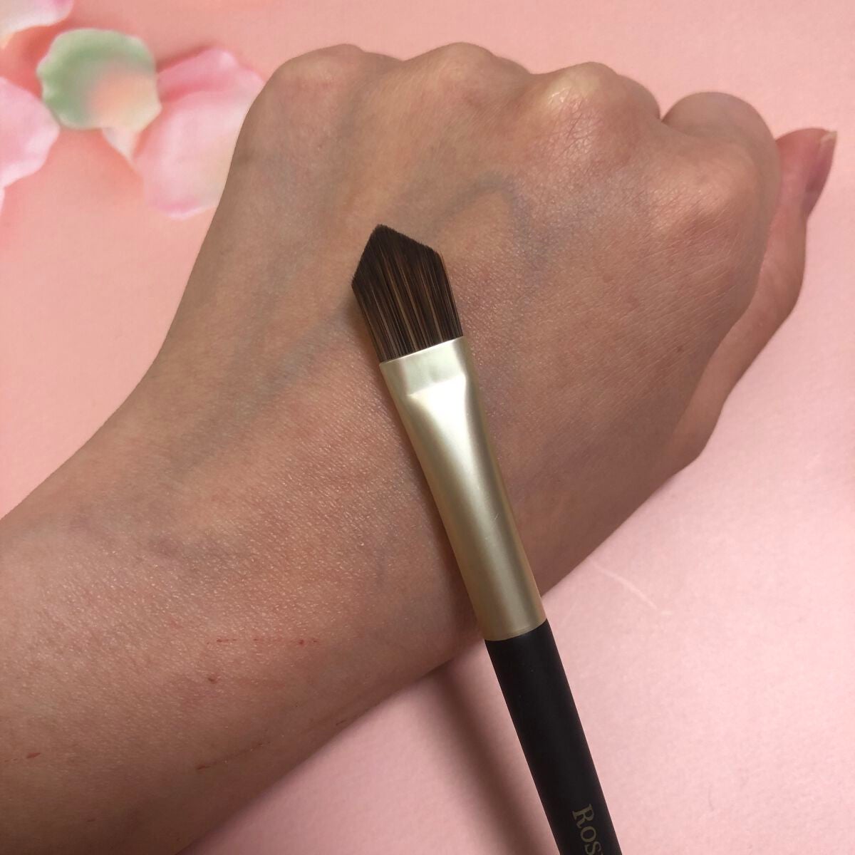 ダブルエンドコンシーラーブラシ/ロージーローザ/メイクブラシを使ったクチコミ(2枚目)