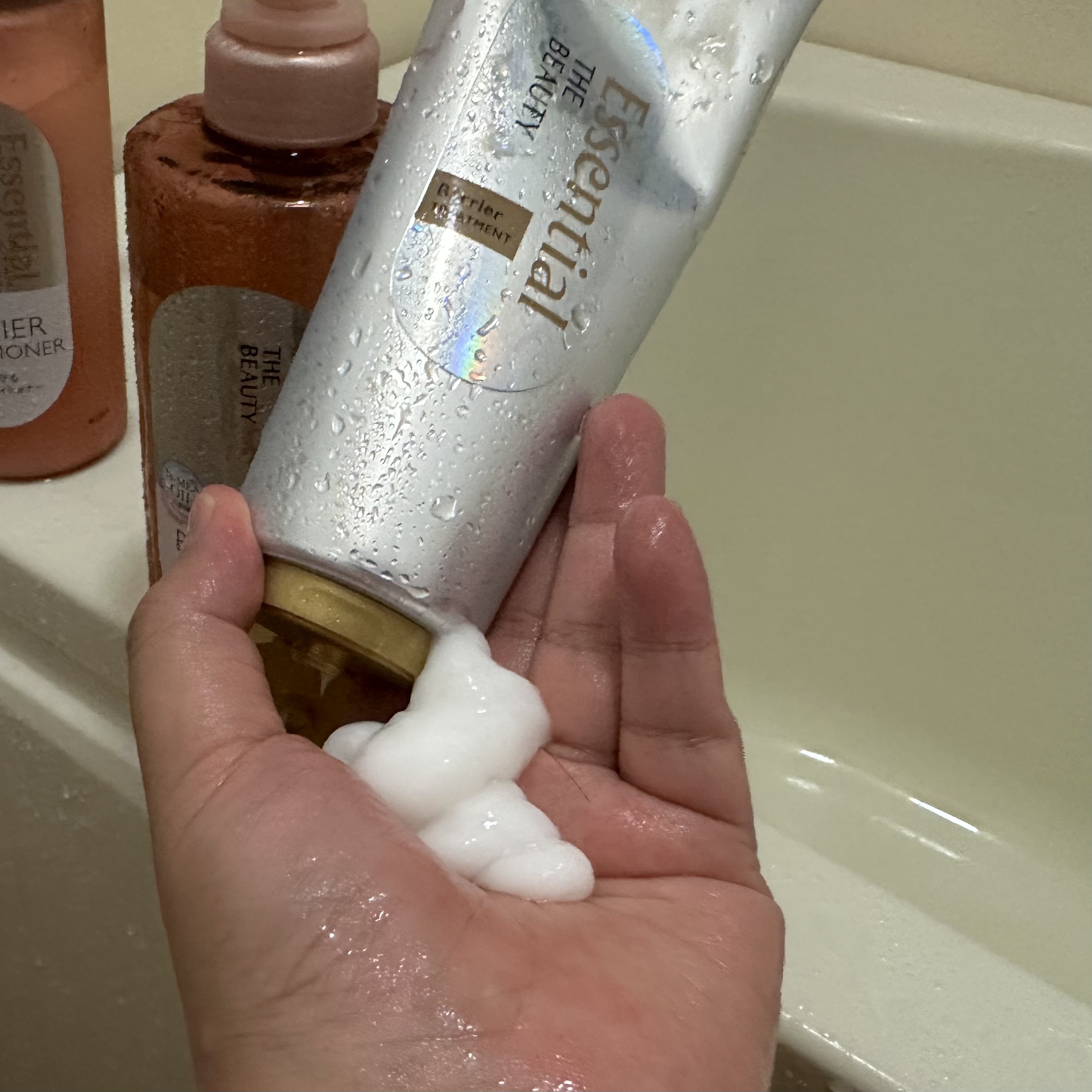 髪のキメ美容バリアトリートメント/エッセンシャル/洗い流すヘアトリートメントを使ったクチコミ（3枚目）