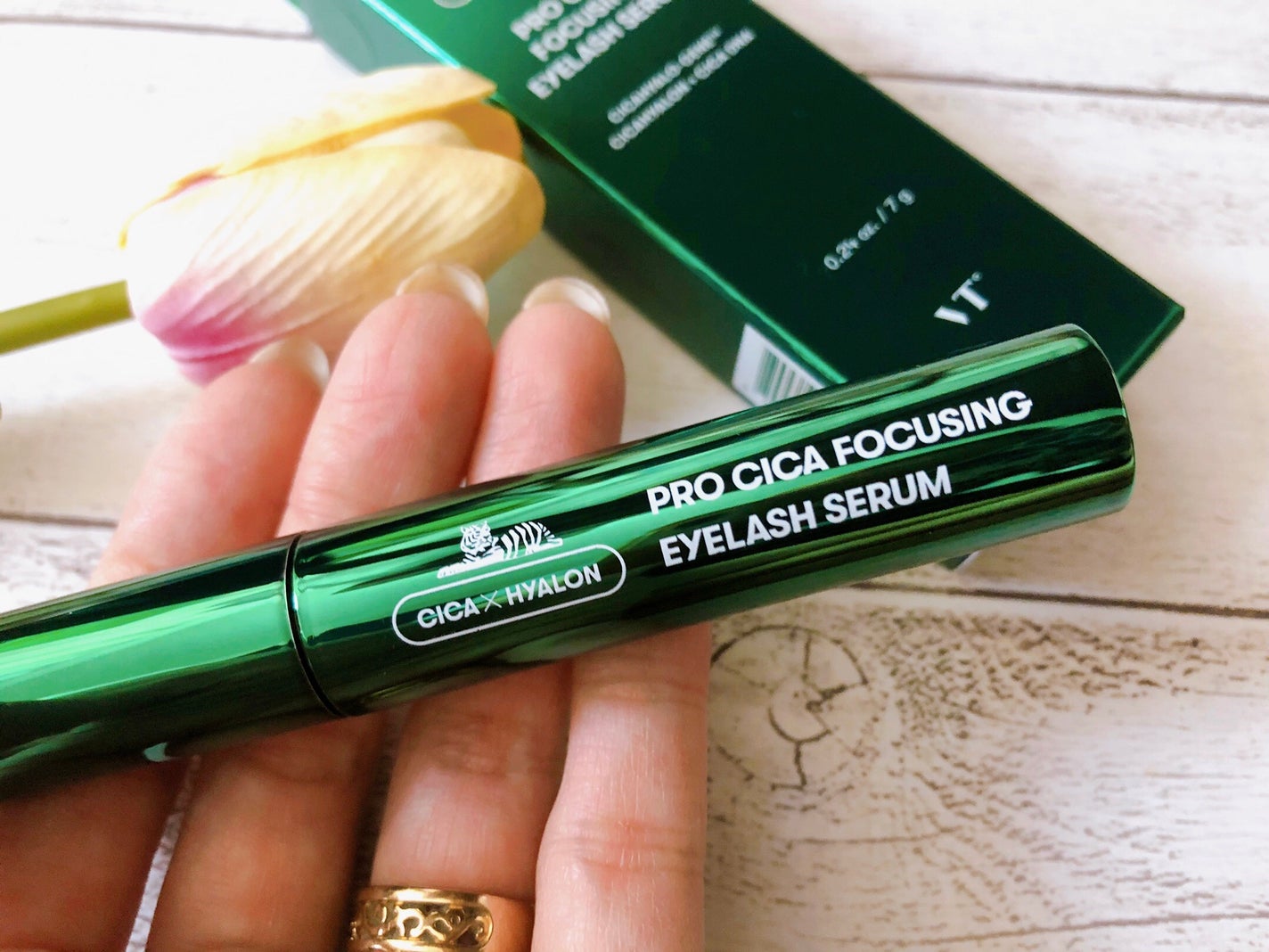 プロCICA フォーカシングアイラッシュセラム/VT/まつげ美容液を使ったクチコミ(2枚目)