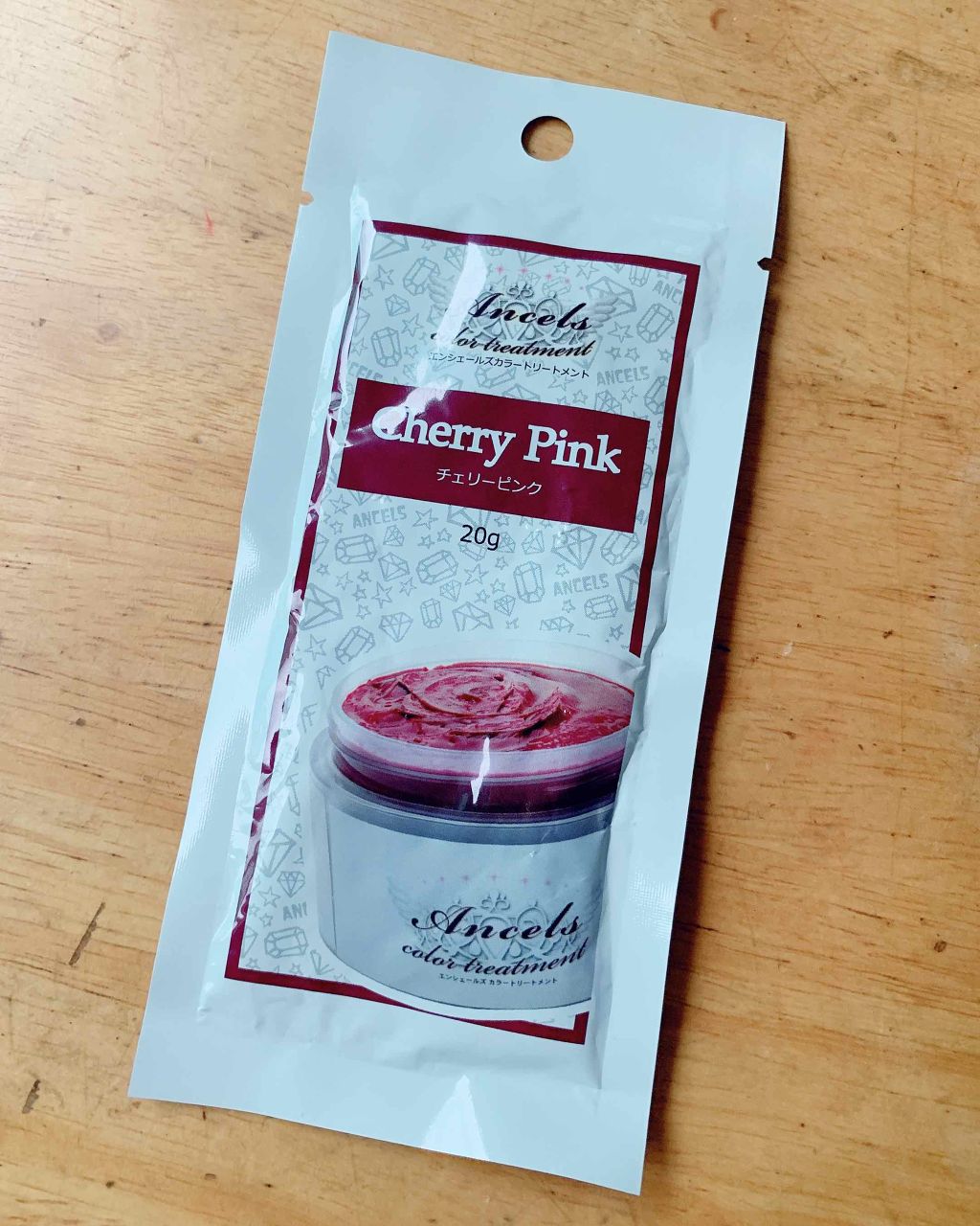 エンシェールズカラーバター チェリーピンク/エンシェールズ/ヘアカラーを使ったクチコミ（1枚目）