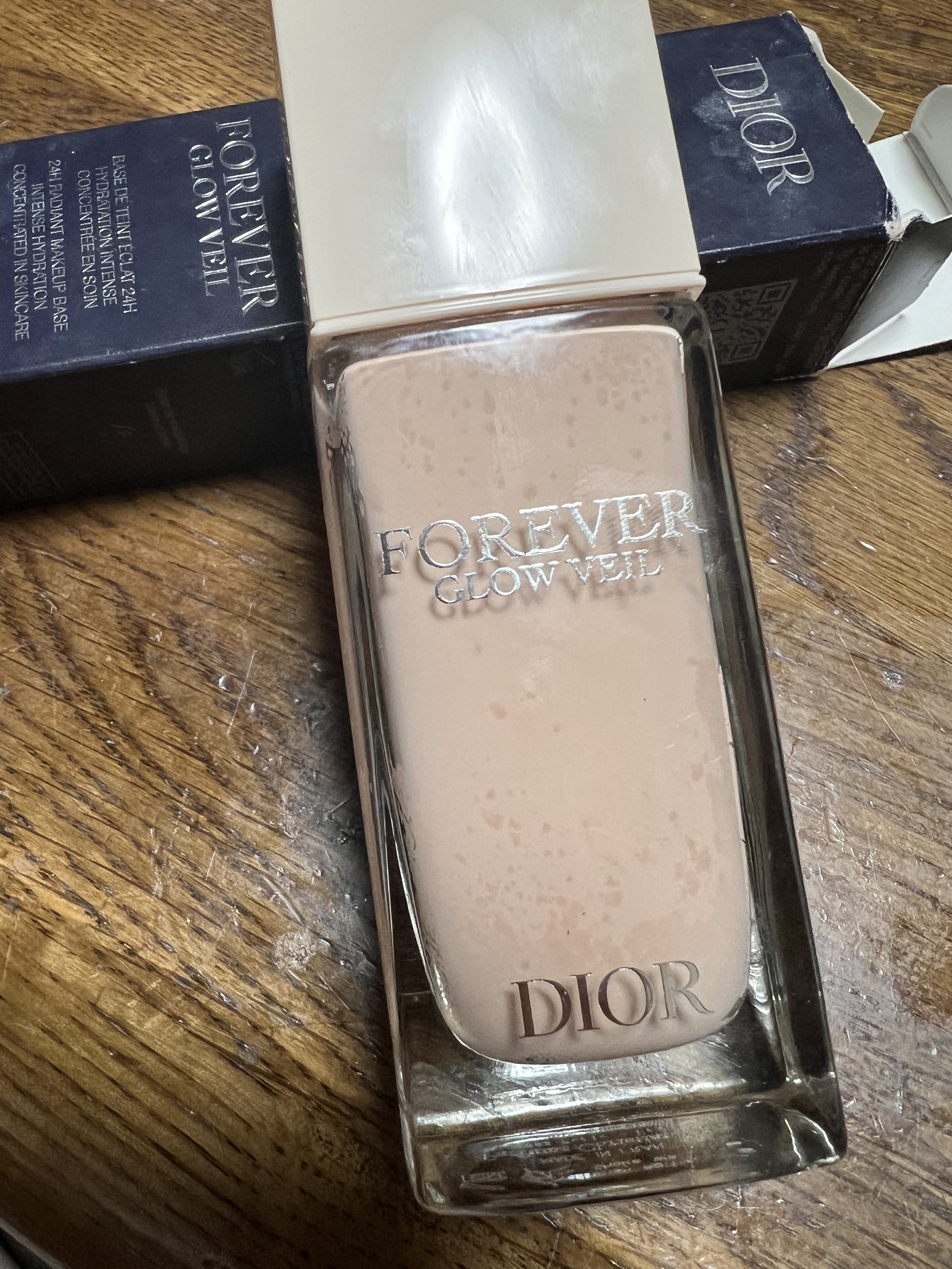 ディオールスキン フォーエヴァー グロウ ヴェール /Dior/化粧下地を使ったクチコミ（1枚目）