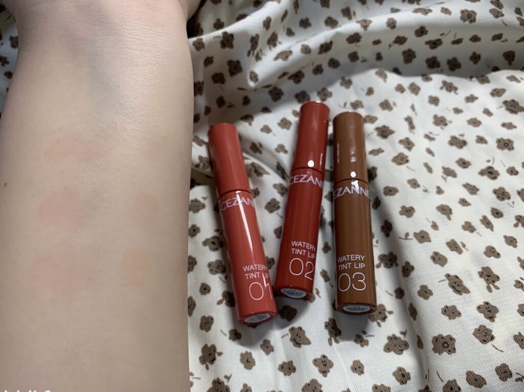 ウォータリーティントリップ/CEZANNE/リップティントを使ったクチコミ（3枚目）