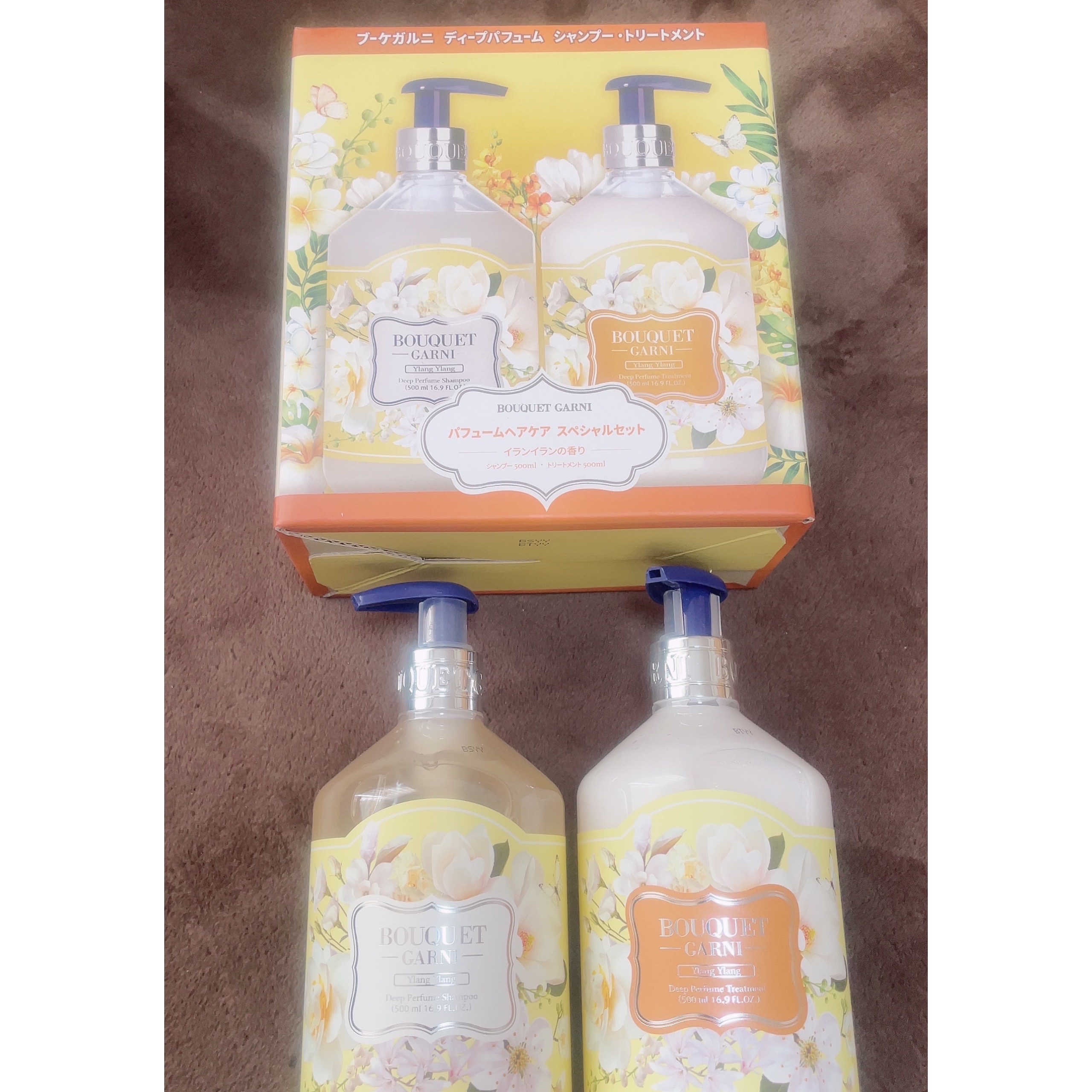 Bouquet Garniディープパフュームシャンプー / トリートメントです😌🌸


以前Qoo10で購入してよかったやつが、ドンキよ方が安かった💨ので購入🎉


イランイランの香りです🍀



この香りははQoo10では売って