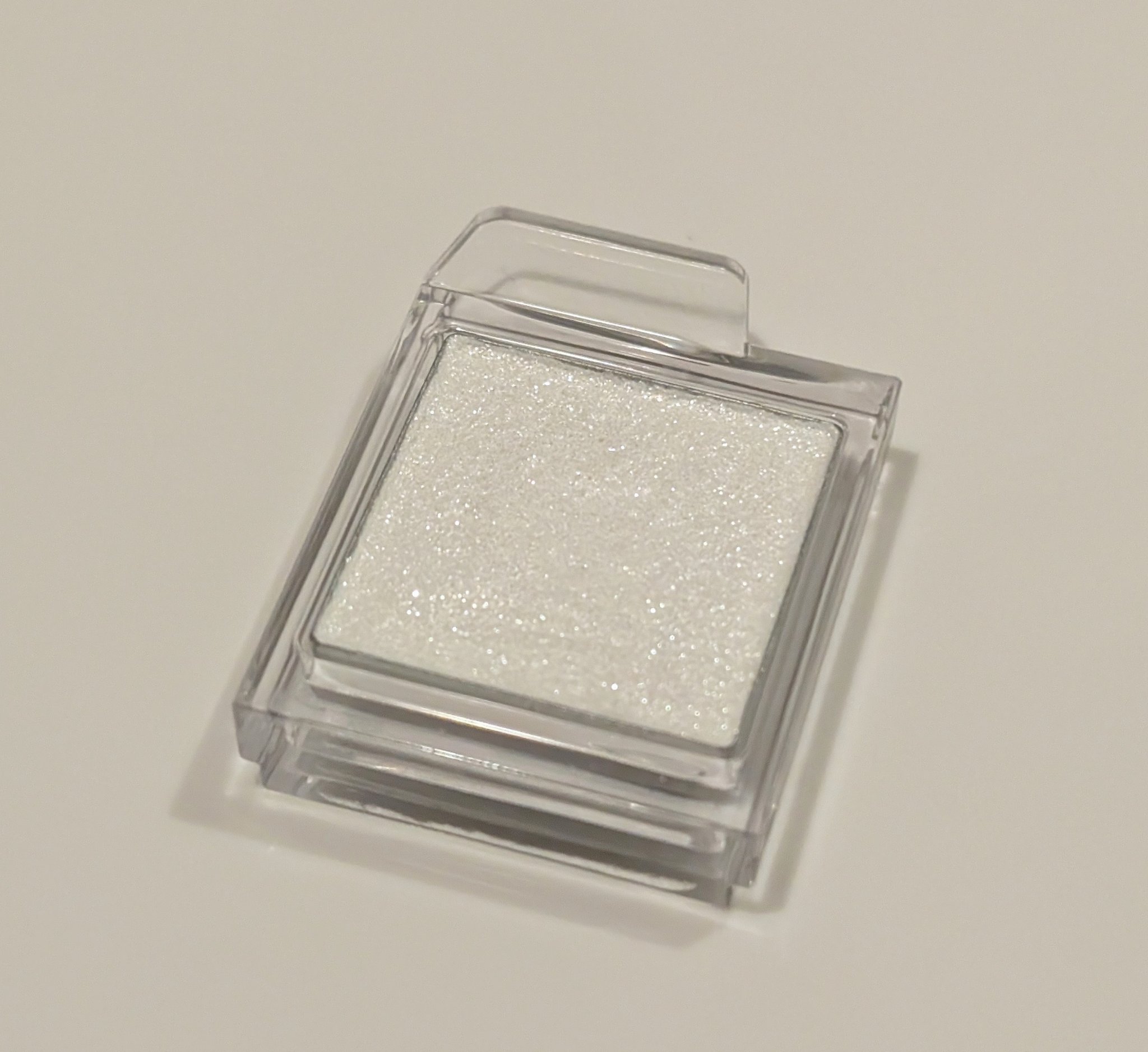 スライドインシングル/rom&nd/単色アイシャドウを使ったクチコミ（2枚目）