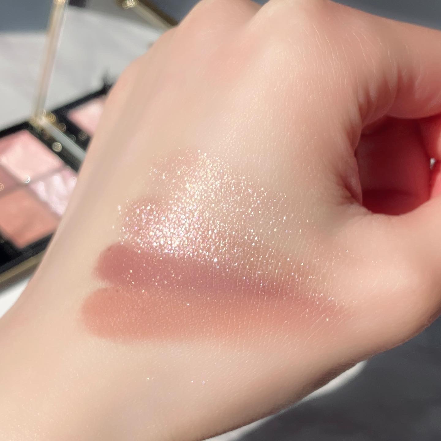 クチュール ミニ クラッチ/YVES SAINT LAURENT BEAUTE/アイシャドウパレットを使ったクチコミ（3枚目）