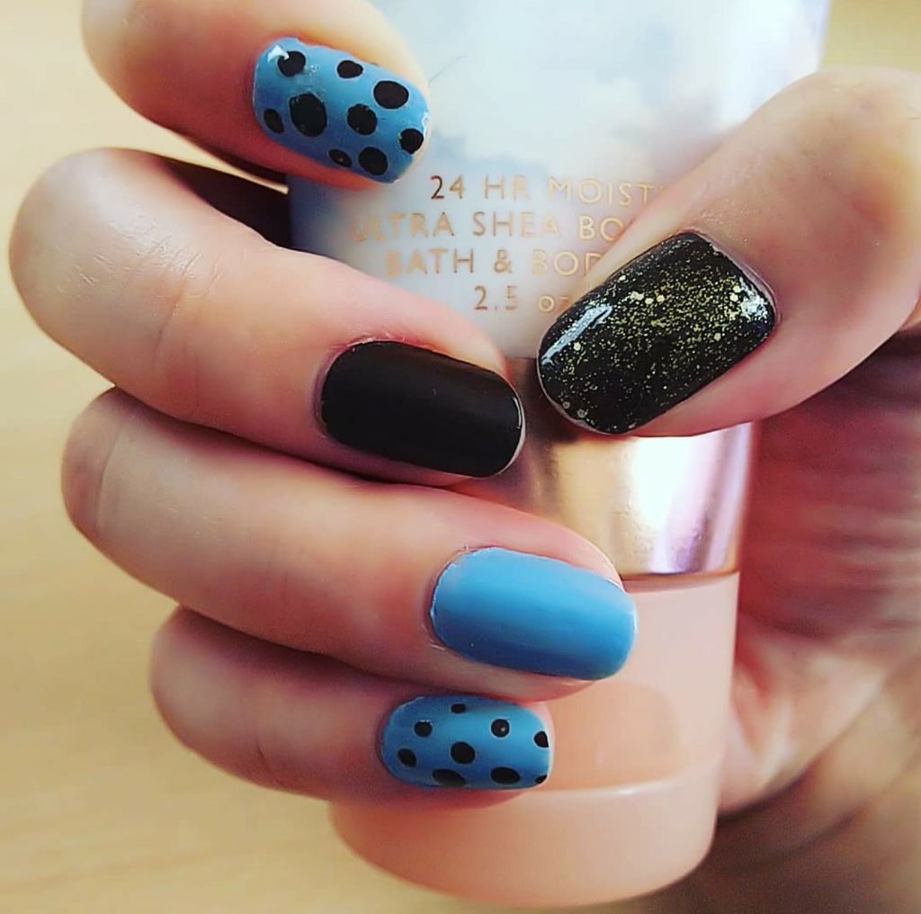 カラフルネイルズ/キャンメイク/マニキュアを使ったクチコミ（1枚目）