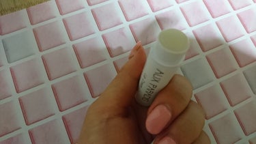 AUX PARADIS Lip Creamのクチコミ「AUX PARADISのリップクリーム💕

アルガンオイルを10%配合してて、唇の乾燥を防ぎ、.....」（1枚目）