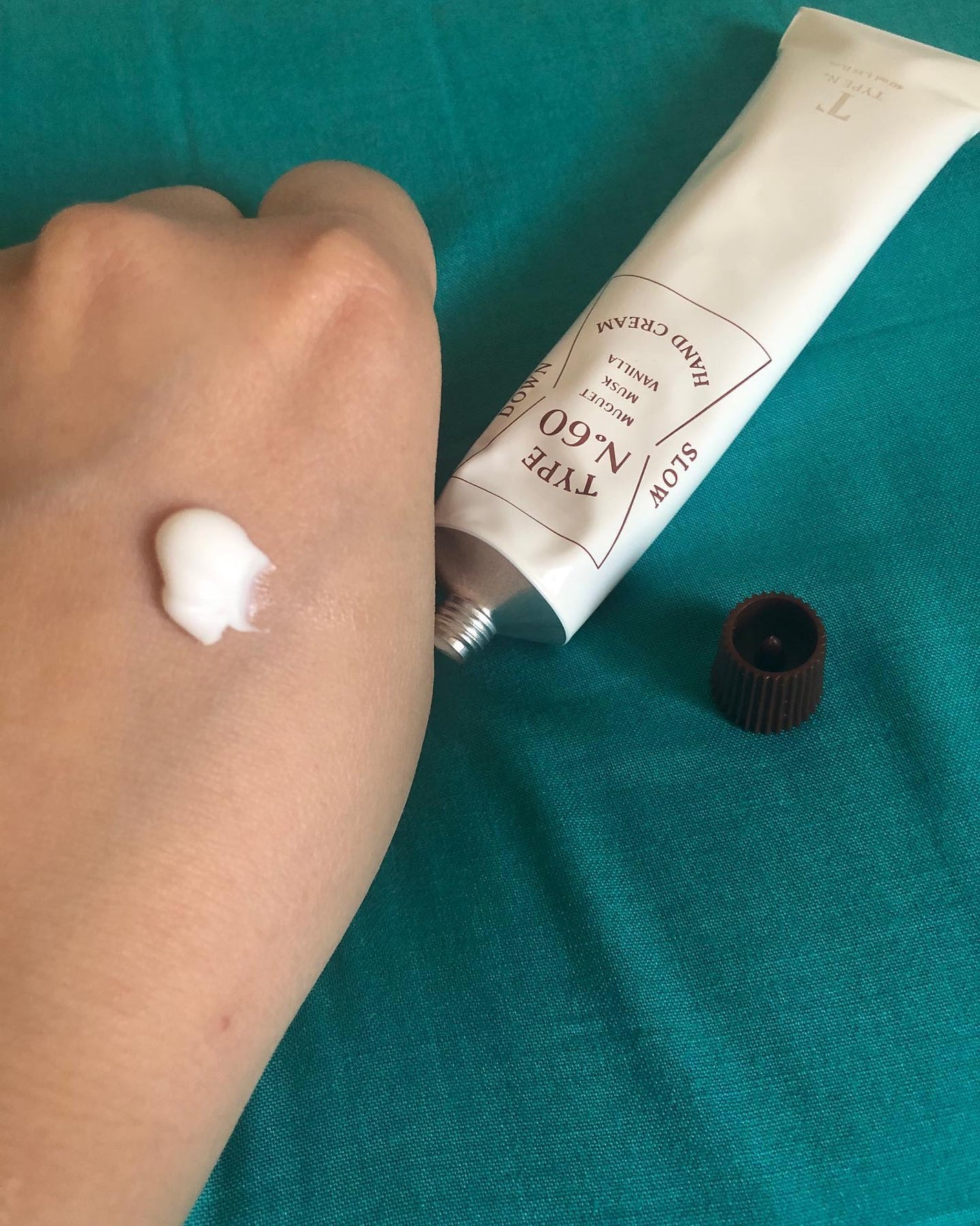 パフュームハンドクリーム /Type No. /ハンドクリームを使ったクチコミ(4枚目)