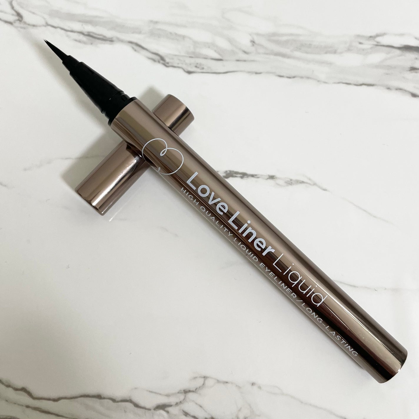 リキッドアイライナーR4/ラブ・ライナー/リキッドアイライナーを使ったクチコミ(1枚目)