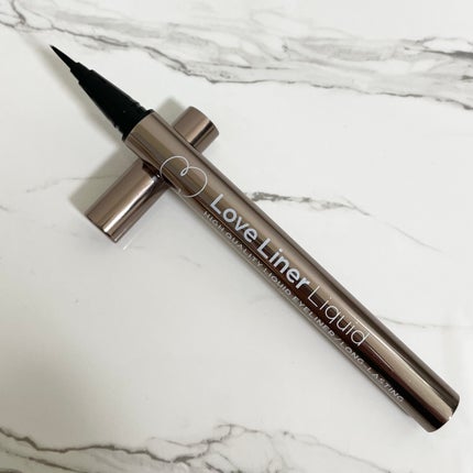 リキッドアイライナーR4/ラブ・ライナー/リキッドアイライナーを使ったクチコミ(1枚目)