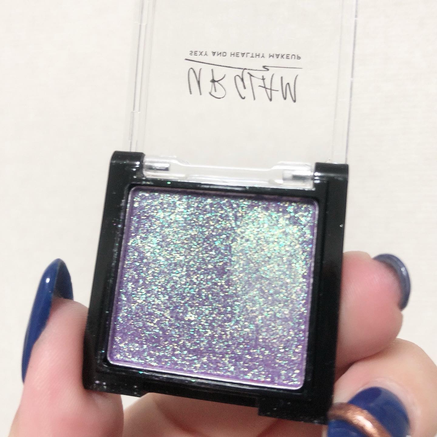 UR GLAM　POWDER EYESHADOW オーロラパープル/U R GLAM/単色アイシャドウを使ったクチコミ（2枚目）