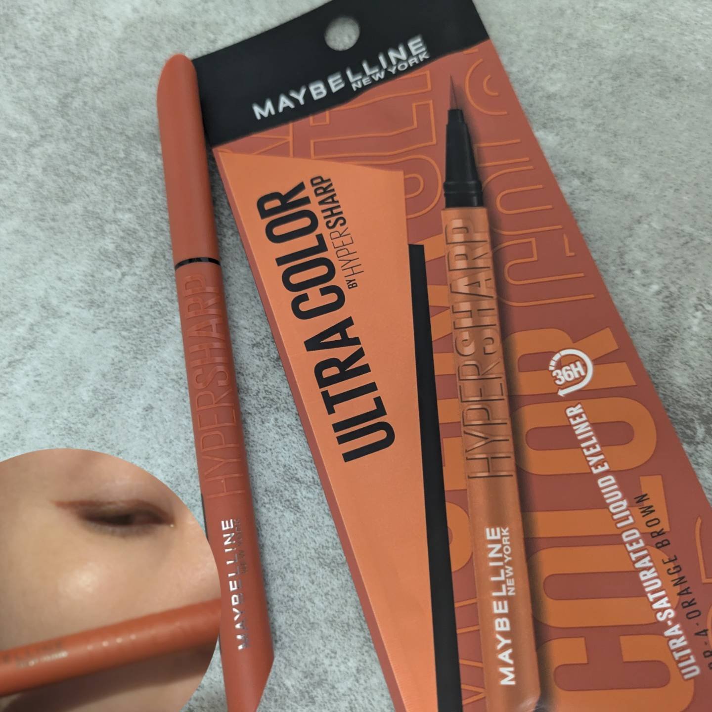 新しい色、つかいたくなったので早速お試し
MAYBELLINE ウルトラカラーアイライナー
オレンジブラウン🎃

どんないろだろうとおもったけど、
明るすぎない、黒ほど強すぎない、でも存在感ありな絶妙な色でした◎

書きやすい筆でびっくり