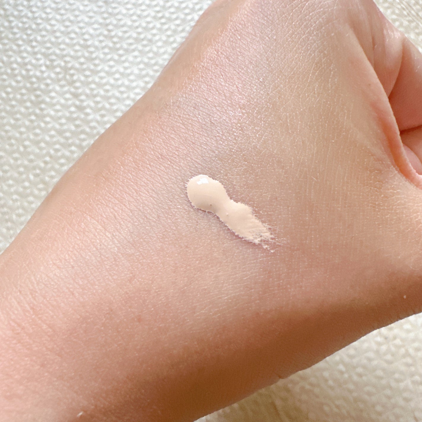 エッセンス スキングロウ ファンデーション/SHISEIDO/リキッドファンデーションを使ったクチコミ(5枚目)