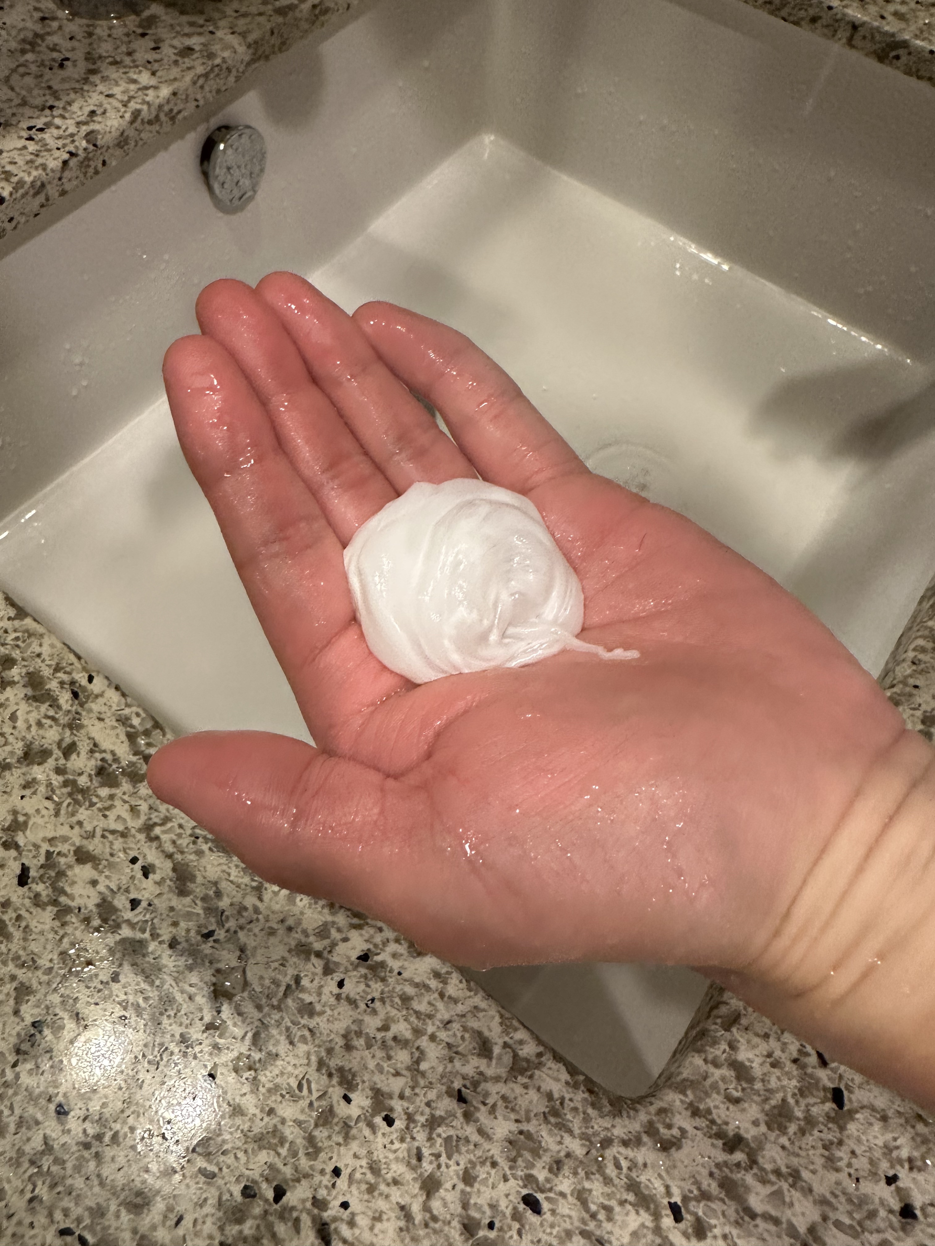 easy ハイブリッド ジェルフォーム シトラスウッドの香り/MARO/ムダ毛ケアを使ったクチコミ（3枚目）