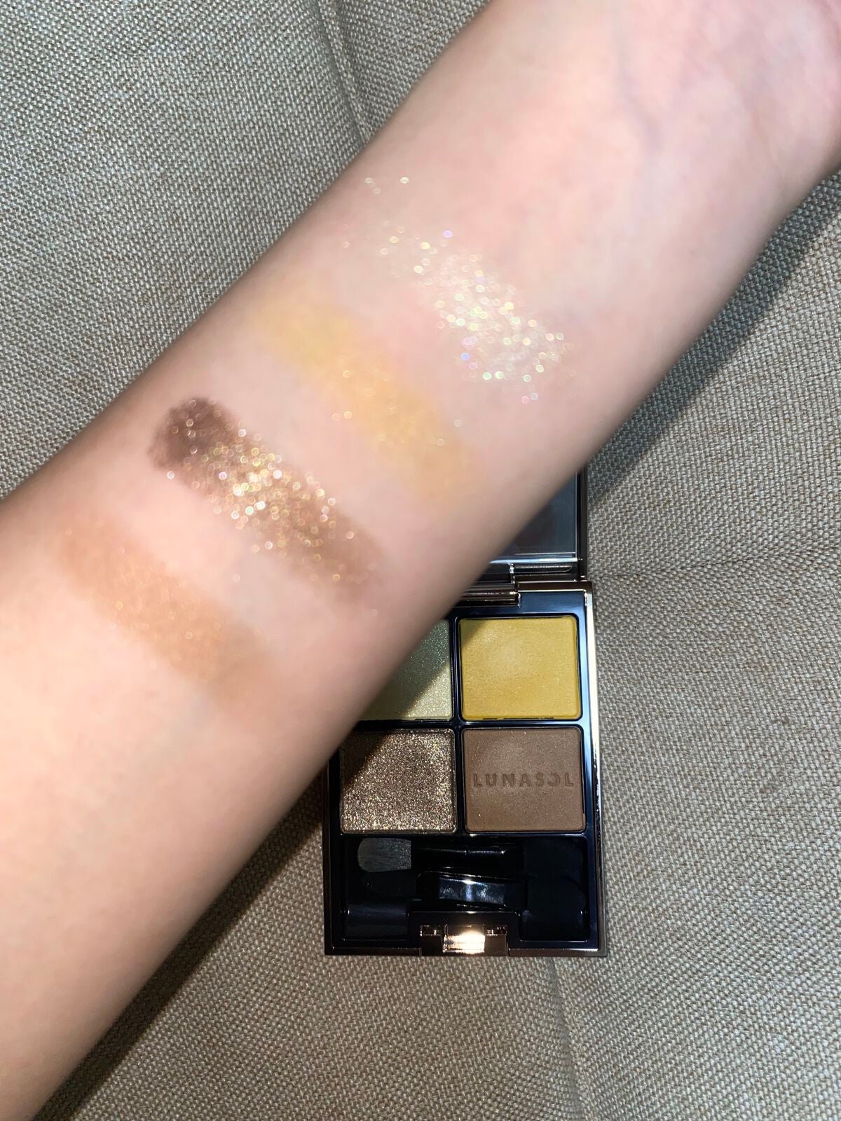 みにぃ。 on LIPS 「ルナソル アイカラーレーション EX24メロウクインス [アイ..」(2枚目)