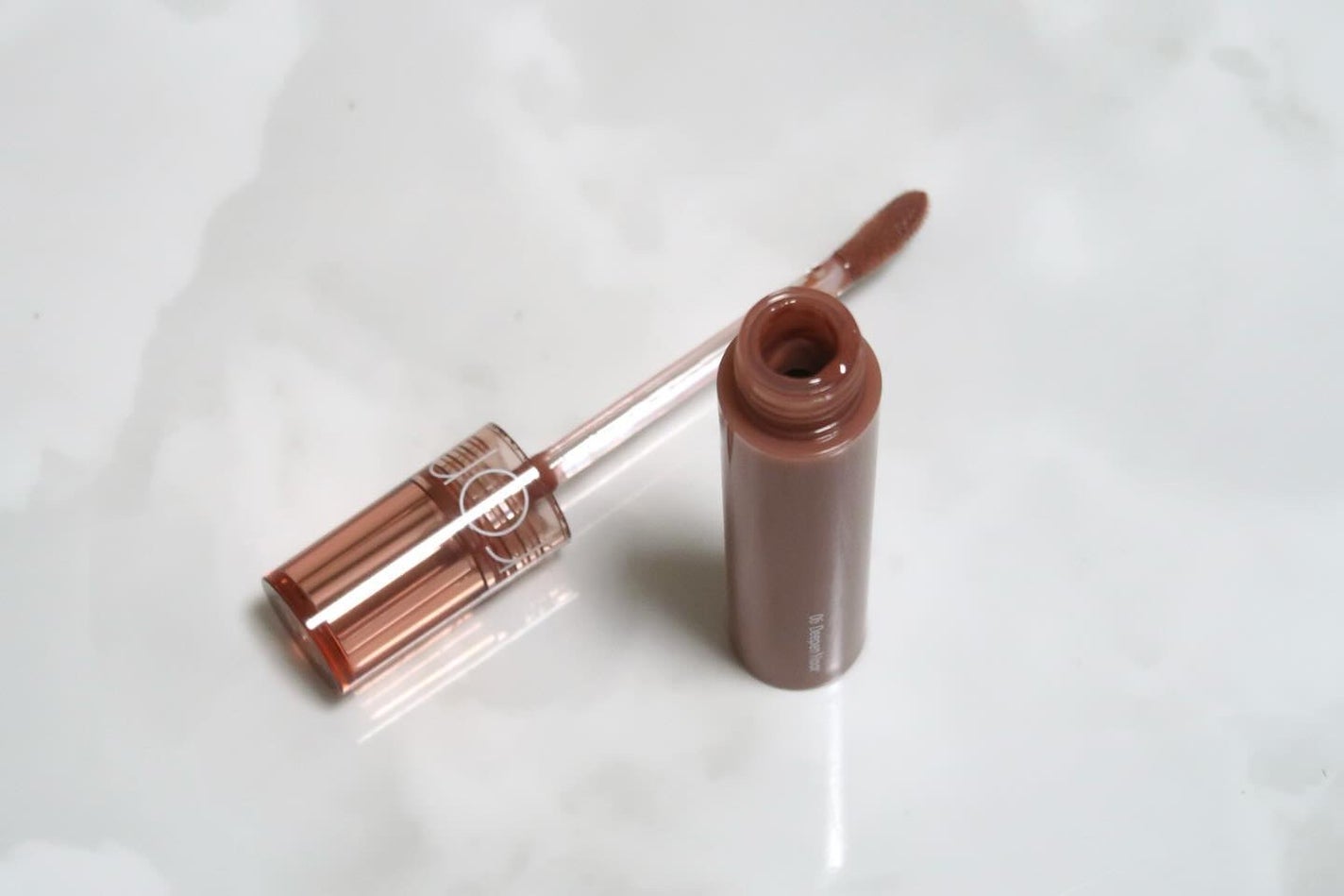 グラスティングカラーグロス/rom&nd/リップグロスを使ったクチコミ(1枚目)