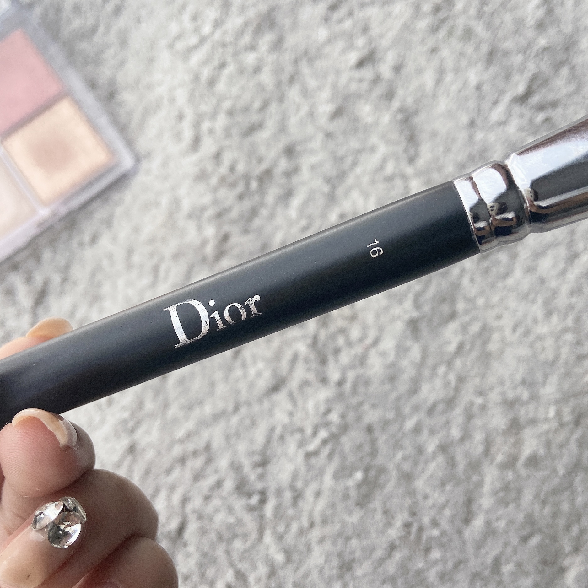 新品未使用　Dior Backstage チークブラシ 約18cm 試してみた】Dior ディオール バックステージ チーク ブラシの