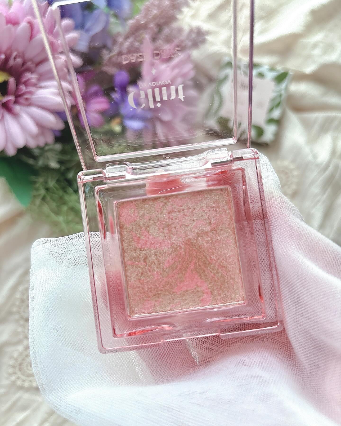 マーブルベイクドハイライター/Glint/パウダーハイライトを使ったクチコミ（1枚目）