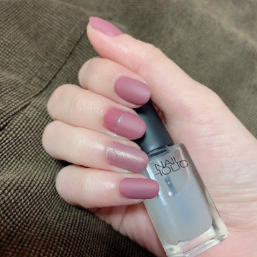 ~~~仕事ネイル~~~

NAIL HOLIC

RO 602

SP011
マットコート


~~~~~~~~~~~~~~~~~~
2020初ネイル🙋‍♀️

マットネイル初挑戦！！

今まで、何故避