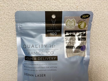 \お肌のバリア機能を高めるセラミドパック/
.
.
✔︎quality 1st
DERMA LASER
SUPER CERAMIDE 100
.
.
大好きなクオリティファーストのダーマレーザーシリーズ❤︎
ビタミンCなどいろんな種類(カラー)のものを過去にも紹介しているくらい大好き！！！
.
.
今回ははじめて、この水色のものを使ってみた🥹
.
.
保湿成分のセラミドがたっぷり配合。
お肌の水分蒸発を防ぎ、外的刺激から肌を保護してくれるので、お肌のうるおいバリアを高めてくれます❤
.
.
お肌の角質層までしっかりと潤いを届けてくれる高密着&高浸透シートでフィット感も抜群！
.
.
パックあとのお肌は、安定にもっちもちでしっとりした潤いお肌になる。
日本のパックの中でダントツにお気に入りのシリーズ❤︎✨
.
.
#クオリティファースト #qualityfirst #quality1st #マスクパック #パック #フェイスマスク #フェイスパック #beauty #cosmetics #スキンケア #スキンケアマニア #スキンケア用品 #スキンケア紹介 #スキンケア好きさんと繋がりたい #スキンケアオタク #スキンケア大好き #スキンケア好きな人と繋がりたい #コスメ #コスメマニア #コスメ紹介 #コスメレビュー #コスメオタク #コスメ購入品 #コスメ好きさんと繋がりたい #コスメ好き #メイク #メイクアップ #メイク好きさんと繋がりたい #プチプラの画像 その1