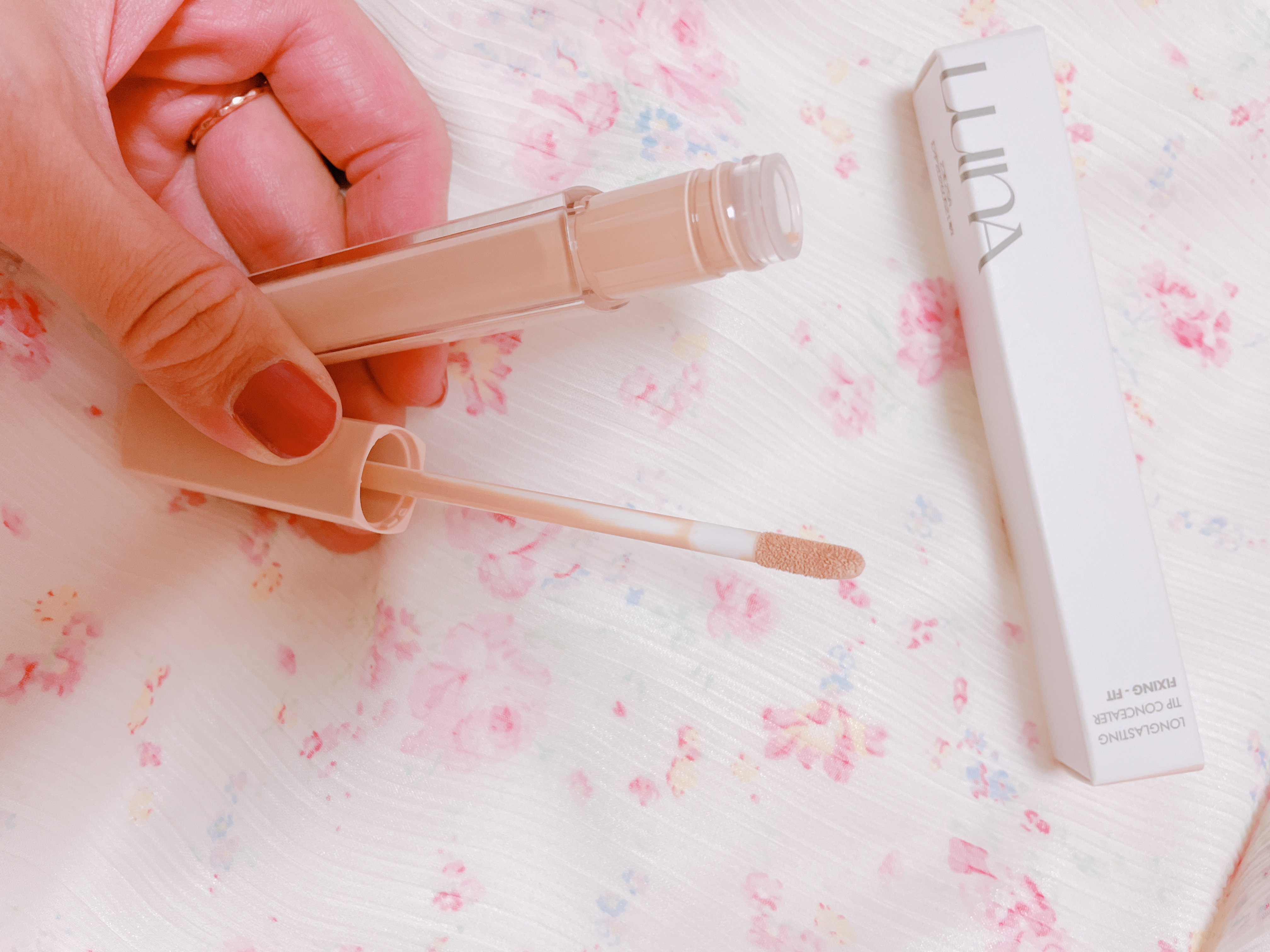 ロングラスティングチップコンシーラーフィックシングフィット/LUNA/リキッドコンシーラーを使ったクチコミ（2枚目）