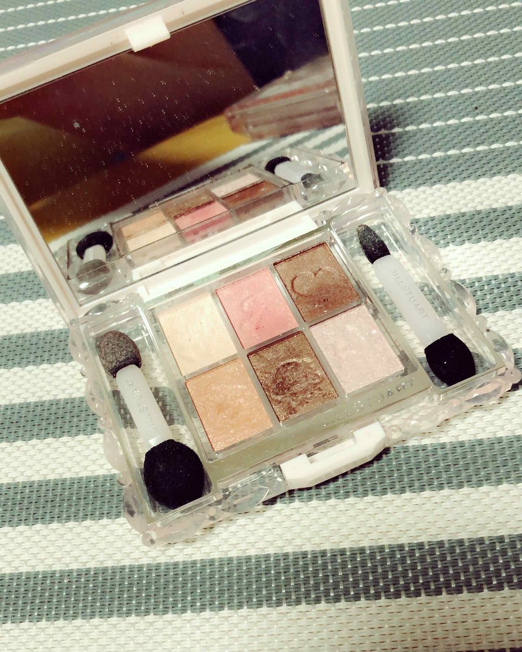 試してみた】ドリーミィクチュールアイズ A JILL STUARTの人気色