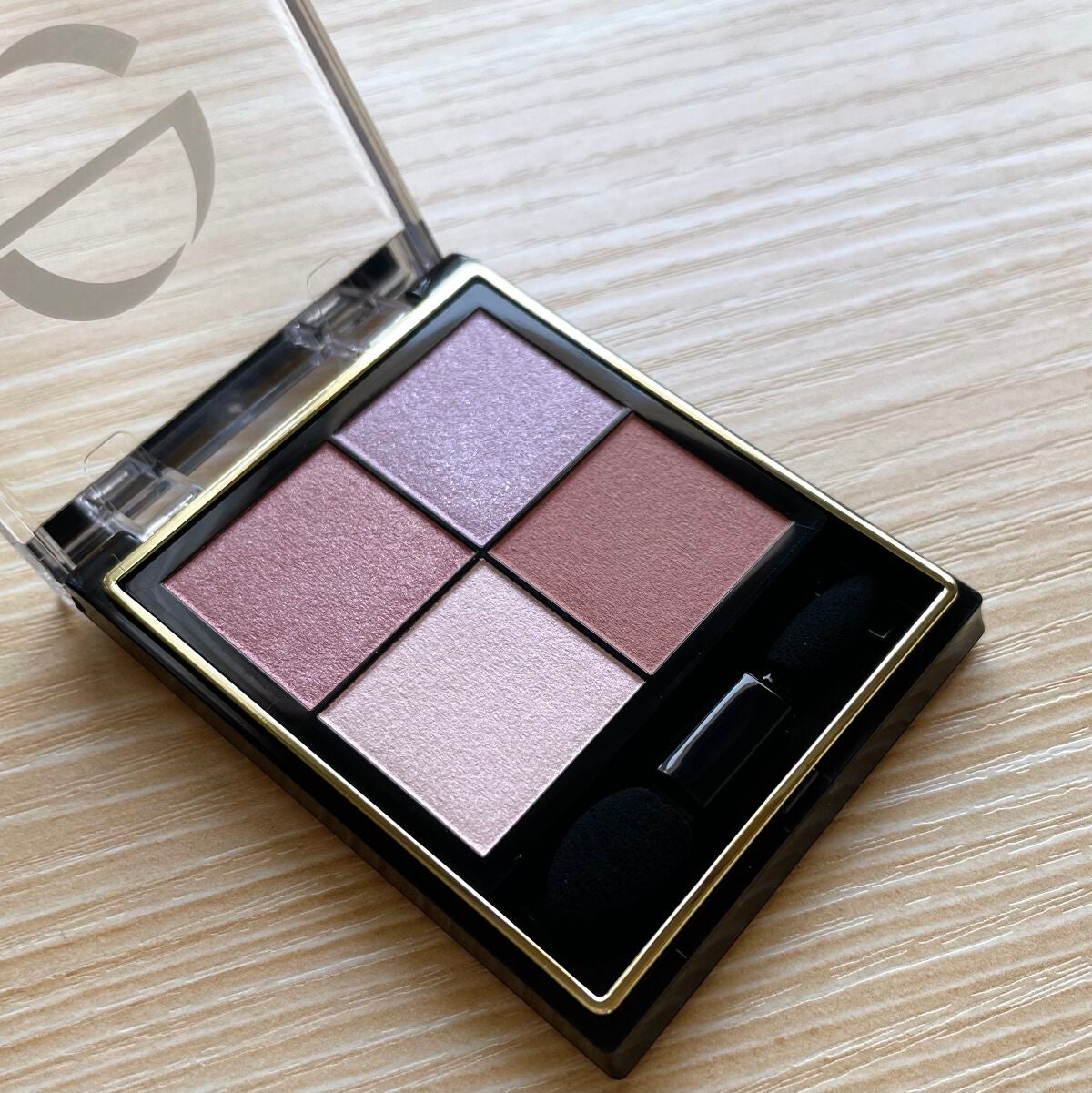 リアルクローズシャドウ/excel/アイシャドウパレットを使ったクチコミ(2枚目)